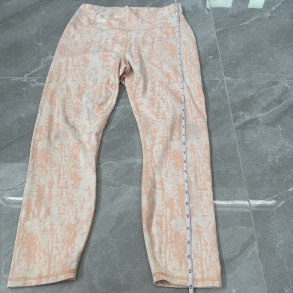 Women’s Fabletics PureLuxe Ultra High Waisted 7/8 Leggings Size XL - Picture 14 of 16